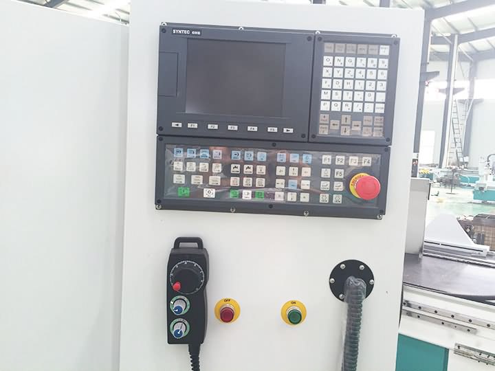 家具生產(chǎn)線自動(dòng)送料數(shù)控機(jī)床 家具生產(chǎn)線自動(dòng)送料數(shù)控機(jī)床