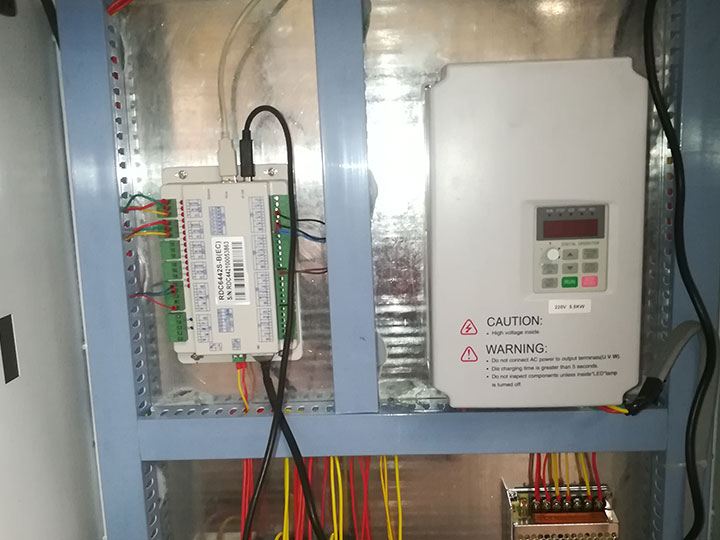 石材數(shù)控機(jī)床電子箱 石材數(shù)控機(jī)床電子箱