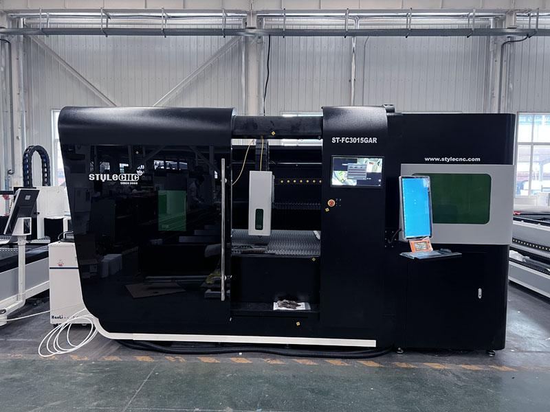 板管兩用 - 金屬板材和管材光纖激光切割機