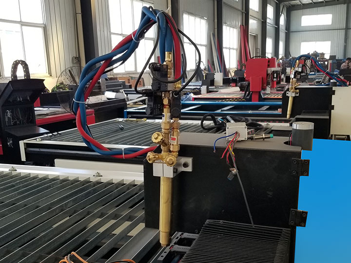 盈利型 4x8 帶旋轉(zhuǎn)管切割器的數(shù)控等離子切割工作臺套件 盈利型 4x8 帶旋轉(zhuǎn)管切割器的數(shù)控等離子切割工作臺套件