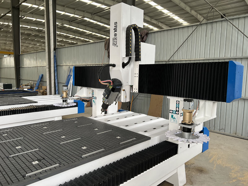 四軸數控雕刻機的自動換刀裝置 四軸數控雕刻機的自動換刀裝置