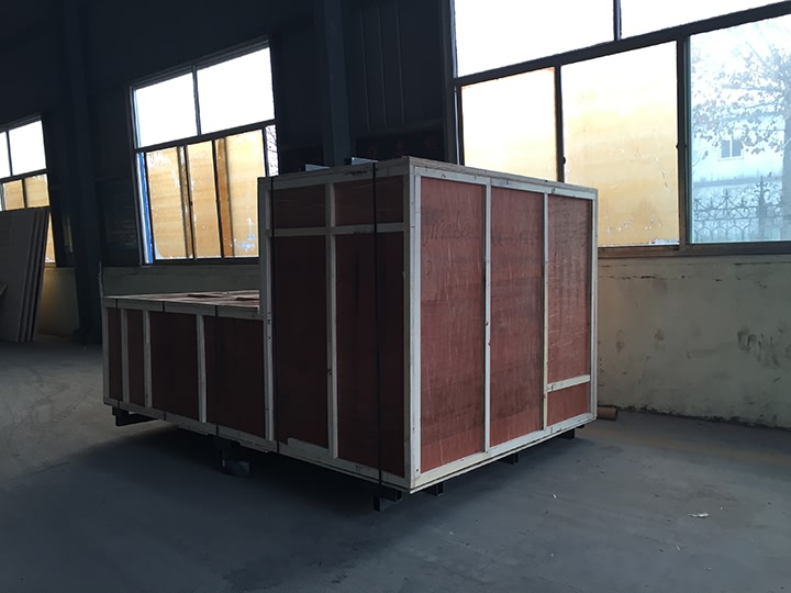 實(shí)惠價(jià)格 3D 雕刻數(shù)控雕刻機(jī),帶 4 個(gè)雕刻頭 實(shí)惠價(jià)格 3D 雕刻數(shù)控雕刻機(jī),帶 4 個(gè)雕刻頭