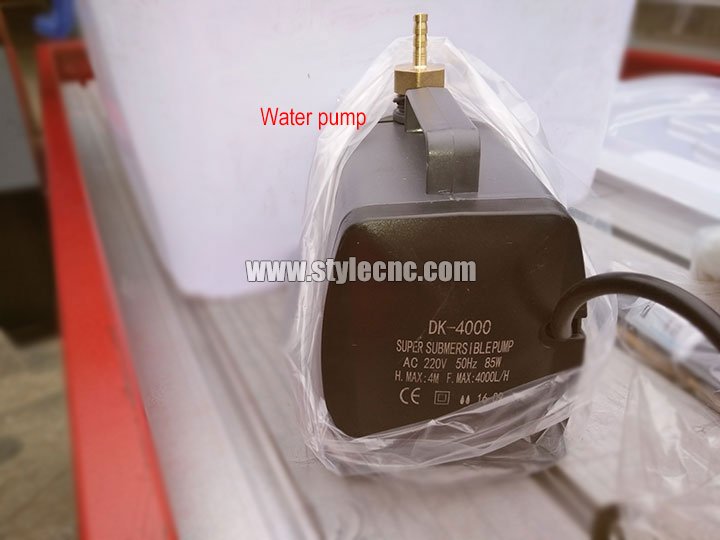 臺式小型數(shù)控石材雕刻機(jī)水泵 臺式小型數(shù)控石材雕刻機(jī)水泵