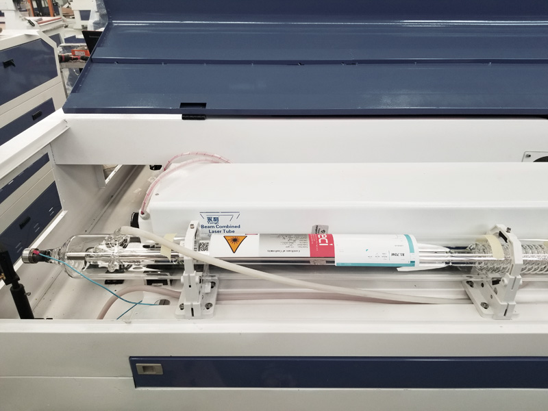 最佳預算 CO2 適用于金屬、丙烯酸、木材的激光切割機