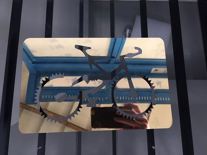 最佳預算 CO2 適用于金屬、丙烯酸、木材的激光切割機