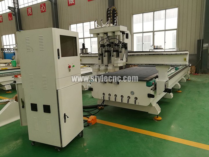 氣動自動換刀數控雕刻機