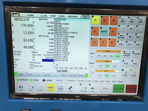 寶元工業控制器 4x8 數控木門制造機