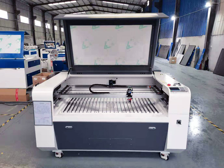 STJ1610-CCD 激光墊片切割機(jī)