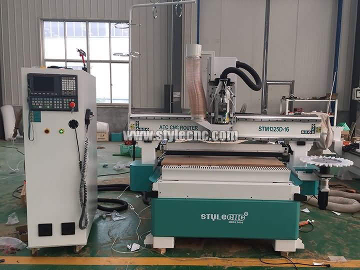 盤式自動換刀數控雕刻機