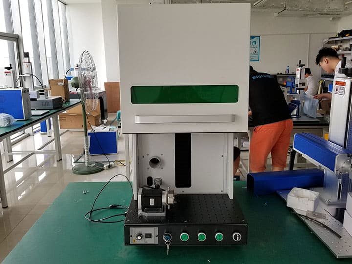 情深 3D 激光雕刻機(jī) 情深 3D 激光雕刻機(jī)