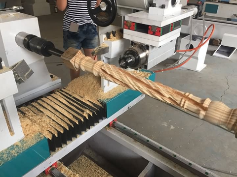 數控木工車床拉削樓梯扶手