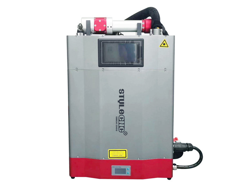 實惠價格 100W 背包式激光清洗機(jī)出售 實惠價格 100W 背包式激光清洗機(jī)出售