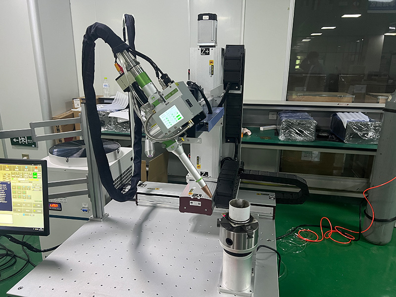 出售高精度自動(dòng)數(shù)控激光焊接機(jī)