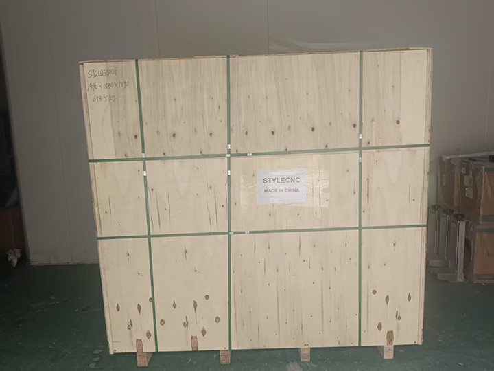 大型三軸龍門(mén)光纖激光打標(biāo)機(jī)套裝 大型三軸龍門(mén)光纖激光打標(biāo)機(jī)套裝